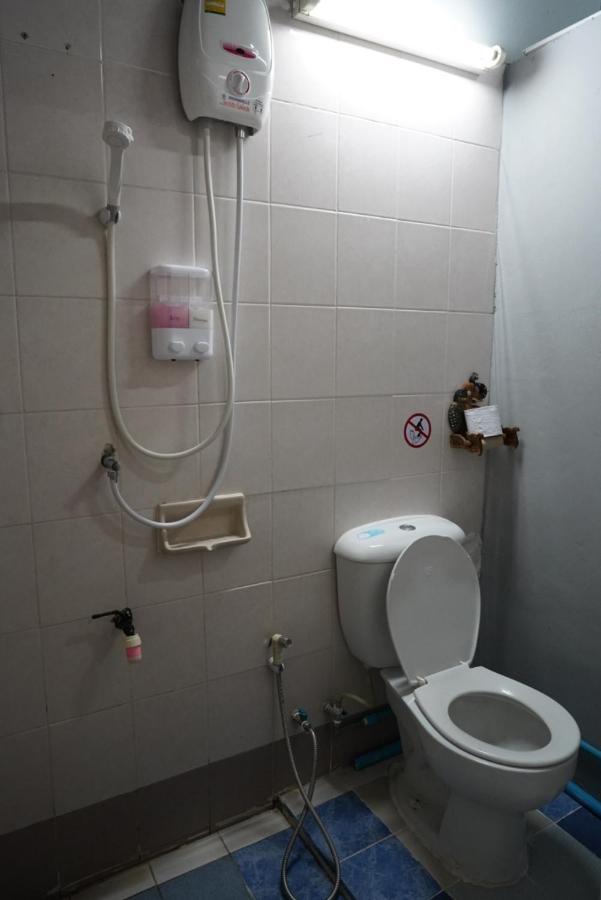 Norch'S Hostel Bangkok Buitenkant foto