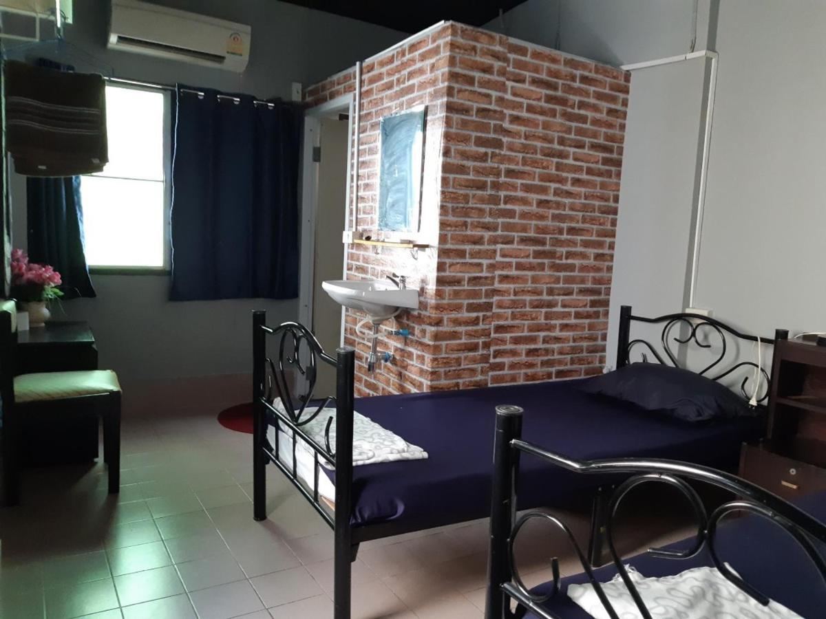 Norch'S Hostel Bangkok Buitenkant foto